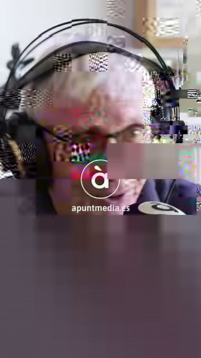 📻 #EspecialRaimon | Hui 5 de maig des de Territori sonor us oferirem un programa especial dedicat al cantautor valencià #Raimon per a rememorar els 60 anys de la carrera professional de l’artista. 🎤 L’intèrpret i compositor ens conta a través d’anècdotes i vivències com van ser els seus inicis en una època marcada per la censura. 📅 05 de maig ⏰ A les 21:00 h 📍 En la ràdio i en el web d’ À Punt. 🔗 Més informació: https://www.apuntmedia.es/notes-de-premsa/raimon-repassa-els-60-anys-d-al-vent-