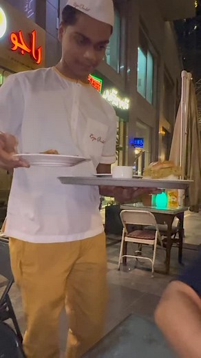 Raju omelette Dubai #foodblogger #foodvideo #foodlover #foryou #foodie #haseebee | Haseebee