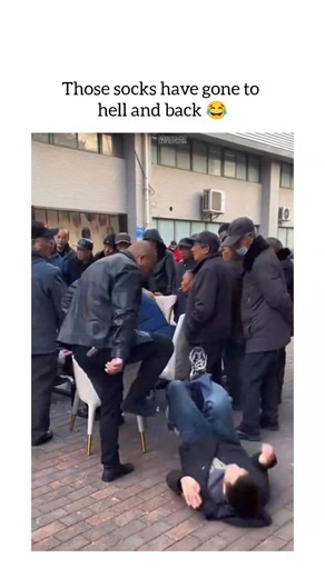 Pubewitty on Instagram: "The “Blink-Shift Delay” Glitch That Has Gen Z Losing It Over Their Own Eye Movements 👁️⚡😵‍💫 There’s a trend going viral right now called the Blink-Shift Delay, and it’s making people feel like their eyeballs are running on outdated firmware. The challenge is simple: record yourself talking, laughing, or just vibing. When users slow the clip down, they’re noticing a split-second delay where their eyes seem to look in a new direction before the rest of their face reacts