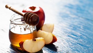 What does Rosh Hashanah celebrate?