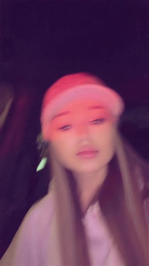 🦄Ana Beregoi🦄 (@anaberegoiofficial_)’s videos with original sound - Ella 💛