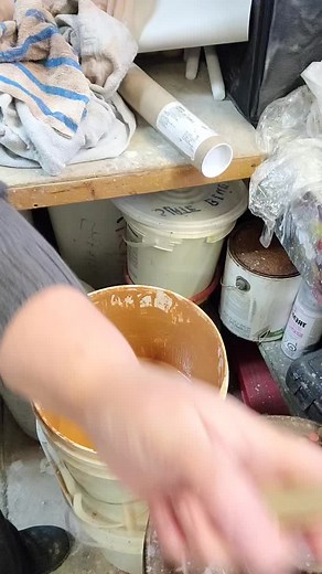 Glazing mugs #pottery #clayart #glazing #dirtygirl