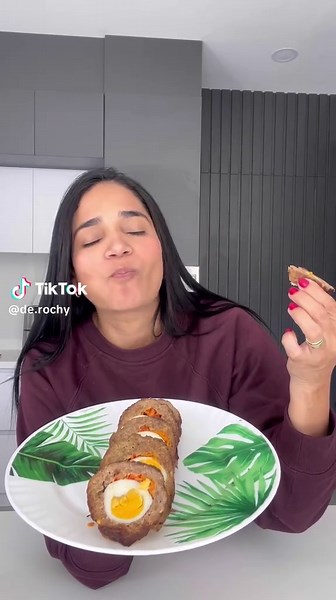 Rollo de Carne de Res y Cerdo Relleno: Una Delicia Navideña