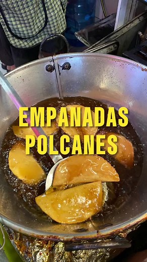 Empanadas y Polcanes: Delicias de Mérida