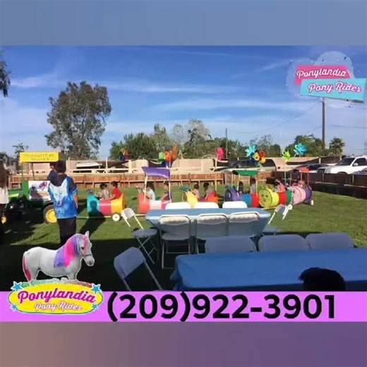 Ponylandia pony rides & petting zoo. on Instagram: "🎄 ESTA NAVIDAD HAZ TU POSADA INOLVIDABLE 🎄 ¡Ponylandia llega hasta tu evento! 🐴✨ ¿Buscas algo diferente, tierno y lleno de tradición para tu posada navideña? ¡Tenemos justo lo que necesitas! 🌟 RENTAMOS UN BURRITO PARA LAS POSADAS Ideal para fotografías, pastorelas, convivios y momentos que quedarán para siempre en la memoria de tus invitados. Además, llevamos a tu evento: 🐐 Chivitos juguetones 🐇 Conejitos 🐓 Gallinitas y patitos 🐑 Borreg