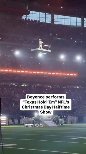 Beyoncé Performs "TEXAS HOLD' EM" During the Christmas Day NFL Halftime Show | Billboard #Shorts