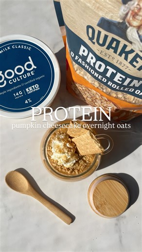 Fall's favorite treat had a protein glow-up overnight. Recipe: 1/2 cup Quaker Protein Rolled Oats 1/3 cup unsweetened vanilla almond milk or milk of choice 1/4 cup pumpkin puree 1/4 cup @good_culture cottage cheese, blended 1/2 tsp pumpkin pie spice 2 tsp maple syrup 1/2 tsp vanilla extract Optional topping: 1 crumbled graham cracker, dollop of whipped cream or Greek yogurt | Quaker
