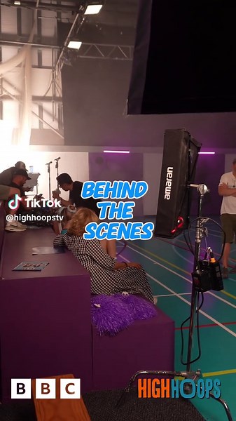 High Hoops 🏀 (@highhoopstv)’s videos with Let's Groove - Earth, Wind & Fire