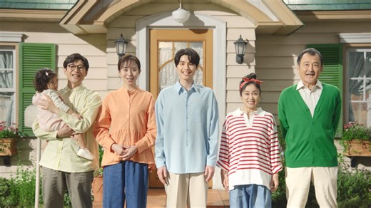 ／​ #医療保険 #あんしんパレット が​ #アフラック より新登場🎨 ​ ＼​ #吉田鋼太郎 さん #濱田マリ さん​ #比嘉愛未 さん #本田響矢 さん​ が出演中のTVCM「みんなの宣言篇」が本日公開されました！​ 家族みんなで前向きに生きていくことを高らかに宣言📢​ そのワケとは…？​ ぜひご覧ください👀 https://www.youtube.com/watch?v=CTXR5_Ct5qM | アフラック