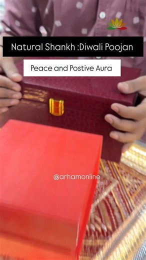 Diwali Poojan in Mahalaxmi idols & shankh kalash 🐚 😍 Size: Standard Material : Natural . . Shankh and Lakshmi Poojan for idols 💫 Visit our One-stop-shop @arhamonline with a wide variety of Jain Gift Items. Address : : Shop No.1, Opp. Bank Of Baroda, Jambali lane ,Borivli(W) Mumbai -400092. Place your ORDER on : 📞/DM on:8655103793 Follow our Instagram profile @arhamonline [For Abhishek, for jal Abhishek, for brass , for Gift , for Sakrastav Abhishek, for Neminath abhishek, for Girnar symbol, 