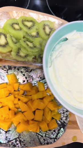 Delicious Fruit Dip Recipe for Summer Gatherings
