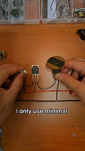 DC Motor Speed Control using Complementary push-pull transistor basic set-up. #Transistor #bipolartransistor #NPN #potentiometer #motorcontrol #speedcontrol #SpeedController #linearcontrol #DCmotors #dcmotorproject #diy #experiment #splitsupply #12volts #dynamo | Van Stephen