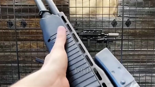 SPAS-12霰弹枪怎样使用？