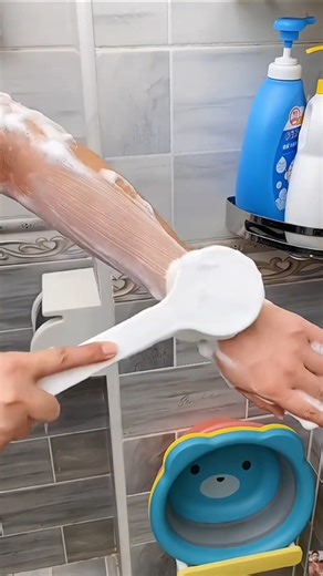 Say Goodbye to Dirt! Best Body Wash Brush for Smooth Skin #shorts