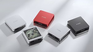 【專業真平衡輸出HIFI級便攜CD機 ~ FiiO DM13】 便攜 CD 機新世代，FiiO DM13 專業真平衡輸出，重拾聽 CD 回憶 。 🔸便攜CD機也有HiFi級的音質表現 🔹兩顆旗艦 DAC 晶片 CS43198，支援 99 級音量調節，更多級數，更加貼心 🔸3.5mm 平衡 4.4mm 雙輸出，無論是連接耳機， 還是連接有源喇叭和放大器，都有上佳的音質表現 🔹平衡輸出功率高達 600mW 600mW 🔸光纖 同軸雙數位輸出，低抖動晶振，帶來純淨、穩定的數位信號傳輸 🔹高對比、長壽命 LCD 顯示幕，直觀清晰瞭解設備工作狀態，長時間亮屏也不燒屏 🔸枱機模式下不消耗電池電量，高壓鋰電池供電下可連續播放9小時以上 🔹USB抓軌 轉錄功能，將喜愛的CD以WAV格式保存至移動存放裝置，利用專業軟體將音樂傳輸至電腦或手機 🔸高通藍牙平臺，支援 aptX / aptX Low Latency / aptX HD / SBC的高清藍牙發射 🌟FiiO DM13 現正接受預訂，歡迎 PM 查詢🌟 FiiO DM13 平衡輸出便攜 CD 機｜藍牙便攜 CD 機 💰定價