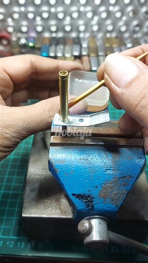 repairing a broken Zippo insert. how to repair a broken Zippo insert #zippo #lighter