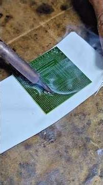 Cleaning off residual RSX/GPU solder balls before reballing #rsx #gpu #reballing #ps3repair