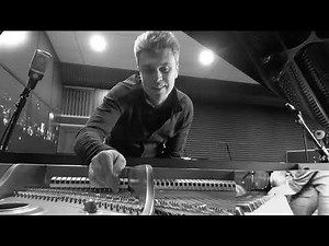 Playing piano strings