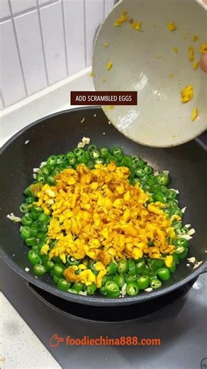 EASY NOODLES WITH GREEN CHILI PEPPER & EGG RECIPE #recipe #cooking #chinesefood #noodles