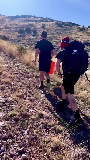 Rockhounding in New Mexico is always a beautiful adventure!☺️🪨💫 #newmexicorockhounding #newmexicocheck #albuquerquenewmexico #crystalsoftiktok #crystaltok #newmexicorocks