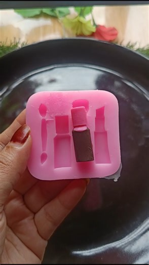 Cut mini chocolat eyeliner 😍 #chocolate #food #shortvideo #shorts #viral #youtubeshorts #ytshorts