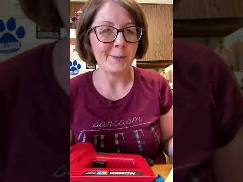 How to load an electric Arrow staple and brad nail gun