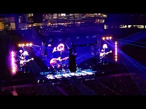 Eagles - In the City Joe Walsh guitar solo (live)