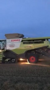 28K views · 167 reactions | Ein #Claas Lexion 770 TT von der Haase Farm. | profi | Facebook