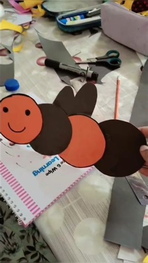 How to make paper bee 🐝#viral #papercraft #shortvideo