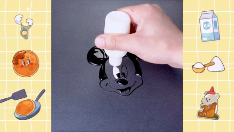 Making Mickey & Minnie Mouse 🥞 Fun and Cute Designs - Pancake Art Challenge