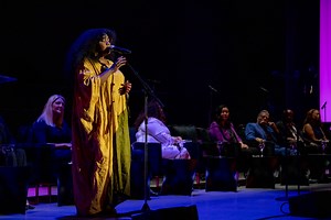 Shout out to Refi Sings for her beautiful rendition of "Rise Up" at last night's Inauguration Celebration! | Mayor Rex Richardson