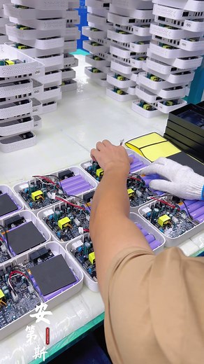Nhà máy sản xuất UPS, chấp nhận mua số lượng lớn, OEM #lithium battery#power failure#ups power #computer#emergency power supply
