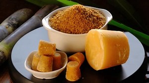 Jaggery Powder Jaggery Cubes Jaggery Used Stock Footage Video (100% Royalty-free) 3652734433 | Shutterstock