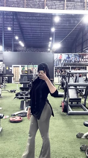 Anis Wijdaniah S.Tr.Gz | Ahli Gizi | 47kg ➡️ 55kg Naikin berat badan apalagi naikin massa otot itu butuh effort. Makan harus cukup, protein harus terpenuhi, tidur cukup,... | Instagram
