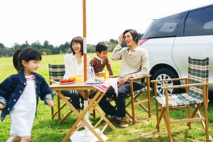 車で快適に寝る方法……睡眠のプロが教える車中泊のコツ [睡眠] All About