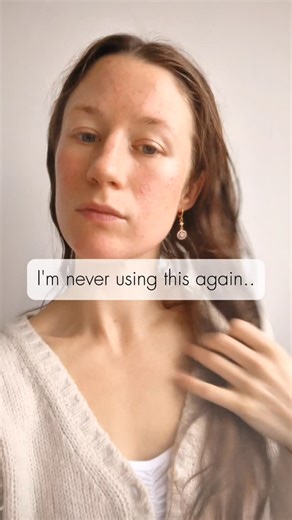 Bea Freeman on Instagram: "Follow for more low-tox swaps, health hacks & faith-based encouragement ✨ Sometimes things seem easier, but really it's just comfortable. It's no easier to pour a bottle of harmful cleaner into a bucket than it is a clean soap, it just means making a change and committing to it. And sometimes it just takes a little knowledge and encouragement from a friend 👋 Reducing toxins doesn't have to be complicated or overwhelming, it's about making small changes that YOU are ca