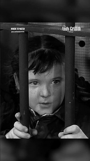 Christmas doesn’t stop Andy from duty! #TheAndyGriffithShow Now streaming on Paramount+