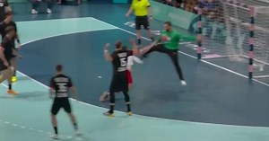 Handball bei Olympia: Andreas Wolff zeigt Monster-Parade für Deutschland gegen Kroatien - Anschlusstreffer folgt