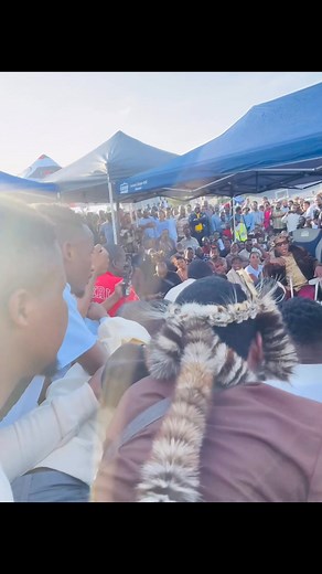 Imini yeSabatha mayibeyinhle kwabangcwele izibusiso sizitamuza bukhoma kubaba. | Mfoka Somnandi