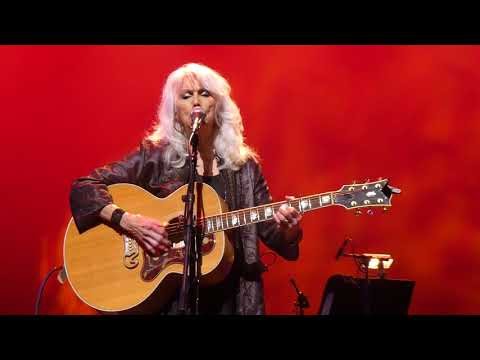 At ‘Songwriters Celebrate John Prine’ at Wolf Trap in Virginia, Emmylou Harris, Margo Price, Allison Russell and Others Make the Case for Prine as America’s Poet Laureate