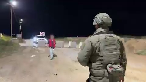 This is completely false.I've just spoken to the Red Cross (@ICRC).They confirmed that they do not - ever - release information about the health of detainees.This pro-Israel account is spreading a lie.Please share this, and never trust anything this account tweets 👇