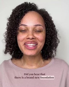 NEW Self-Adjusting My Color Foundation that lets you look like you 😍 ✓ Adapts to your unique skin tone ✓ Anti-aging skincare benefits ✓ No creasing or caking ✓ Sweat & humidity-proof for all-day wear | Jerome Alexander