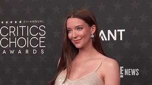 Justin Theroux’s pregnant wife Nicole Brydon Bloom shows off baby bump at Critics Choice Awards 2026