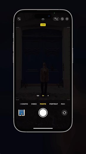 CREATIVE photo idea!🌸✨ Get more iPhone camera tips by tapping the link in the BIO! 📲 #iphonevideo #creative #shotoniphone #iphonephotography | iPhone Photography School