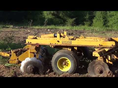 D5 dozer with land clearing disc/ plow/FLORIDA LAND CLEARING