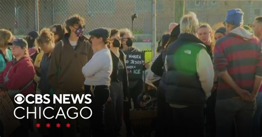Activists gather outside ICE facility in Broadview, Illinois, calling facility conditions "inhumane"
