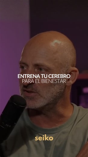 Mentalidad Seiko on Instagram: "¿Qué estás pensando realmente cuando algo te molesta? 🧠✨ 📝RESUMEN👇👇 1️⃣🧠 Presta atención a lo que piensas, no solo a lo que pasa. Cuando vivas un momento incómodo en el trabajo, no te quedes solo con lo que ocurrió. Pregúntate qué estás pensando sobre eso. Muchas veces el malestar no viene del hecho en sí, sino de cómo lo interpretas. 2️⃣🔍 Cuestiona tus pensamientos negativos. Observa si lo que estás pensando es real o simplemente una interpretación exagerad