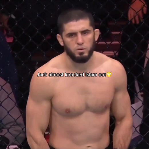 Islam Makhachev's Dominance in MMA Showdown