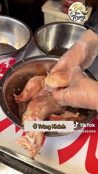 Thịt thỏ trộn siêu cay 370k – Ký sự ăn vặt 49