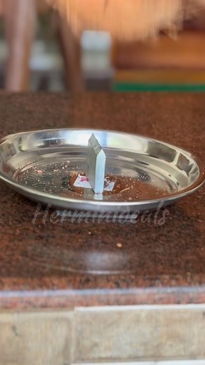 Got this coconut breaker plate and it’s honestly the easiest way to crack coconuts at home. No knife, no mess, and no fear of slipping — just place, press and done! ✔️ Strong base that keeps the coconut steady ✔️ Breaks clean without affecting the water ✔️ Super practical for daily cooking Wish I found this earlier… it’s such a time-saving kitchen tool! 😍 #her_minideals #meesho #meeshohaul #kitchenfinds #usefulproducts #affordableproducts #fyp Do you also struggle breaking coconuts? 😅 | Her mi